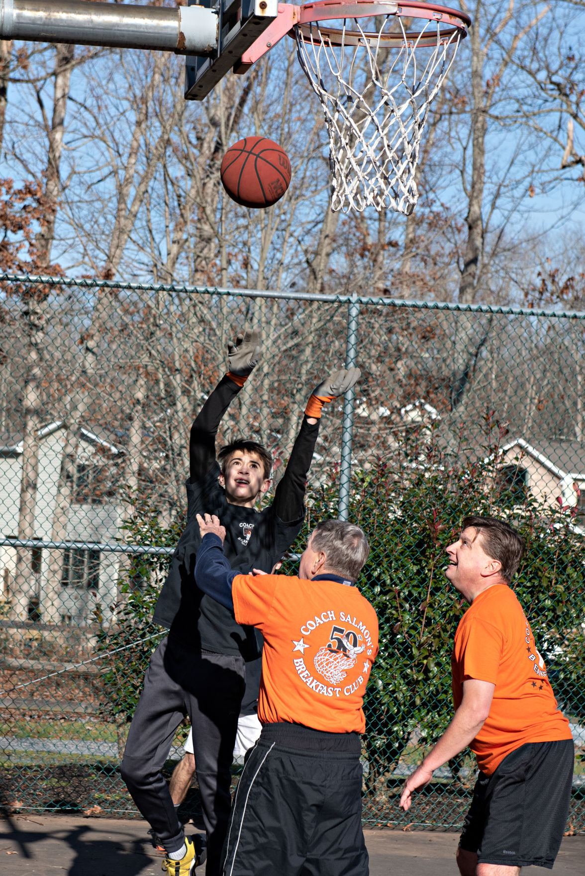 010321_nws_50hoopsclub